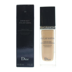 Dior Dior Skin Eclat Satin 200 Light Beige Foundation 30ml